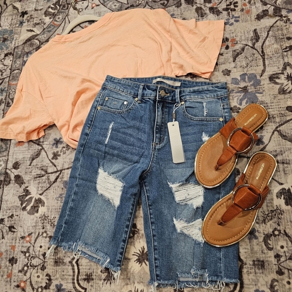 Tractr Pants - NWT Tractr Jean Bermuda Shorts